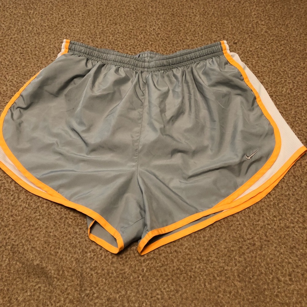 Women’s Nike short